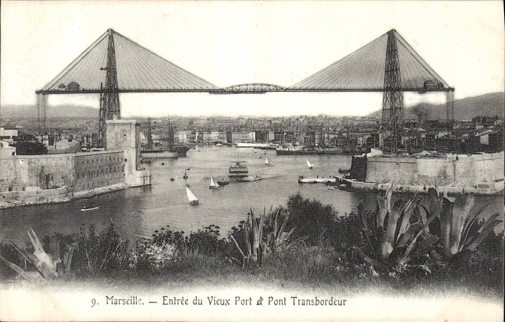 CPA Marseille Entree du Vieux Port et Pont Transbordeur 
