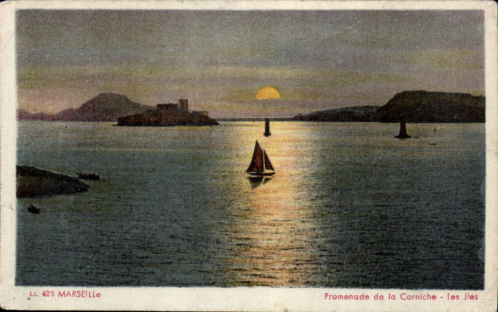 CPA Marseille Promenade de la Corniche les Iles