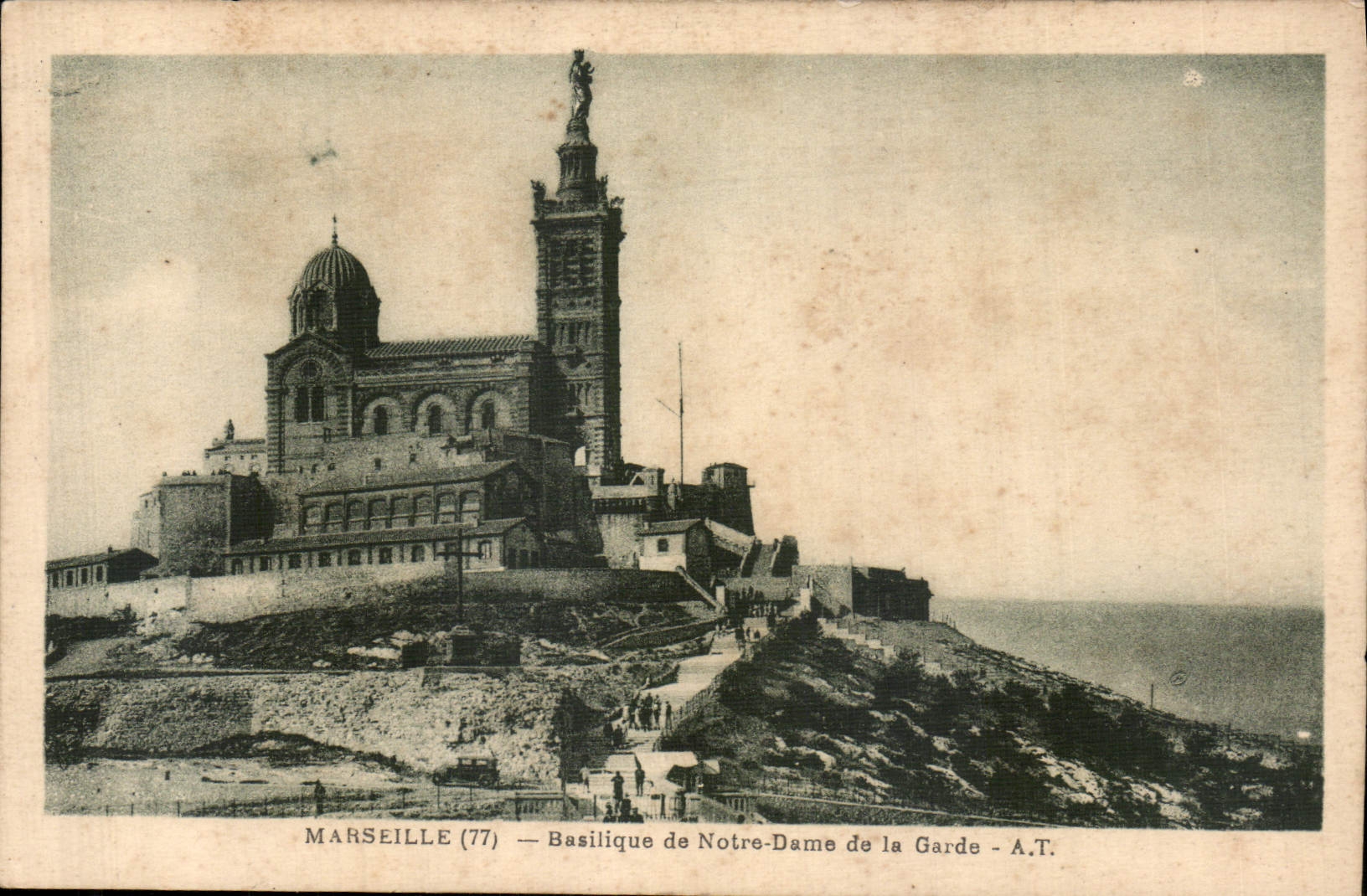 CPA Marseille Basilique de Notre Dame de la Garde 