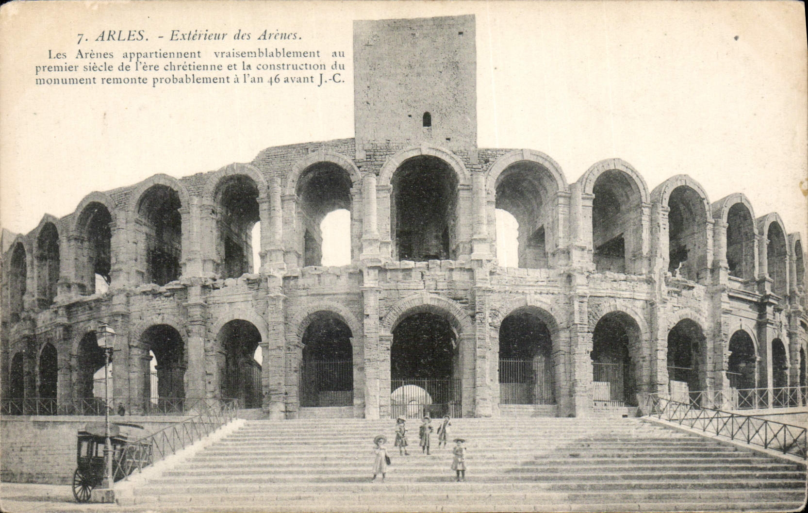CPA Arles Exterieur des Arenes 
