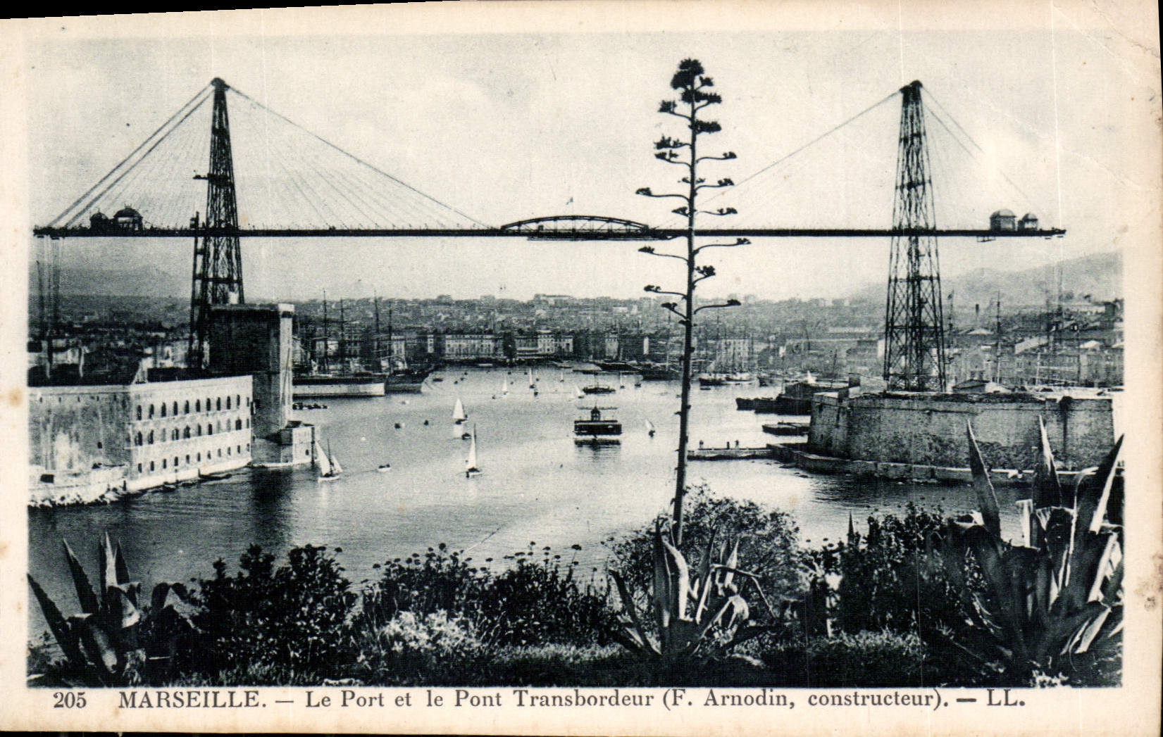 CPA Marseille le Port et le Pont Transbordeur