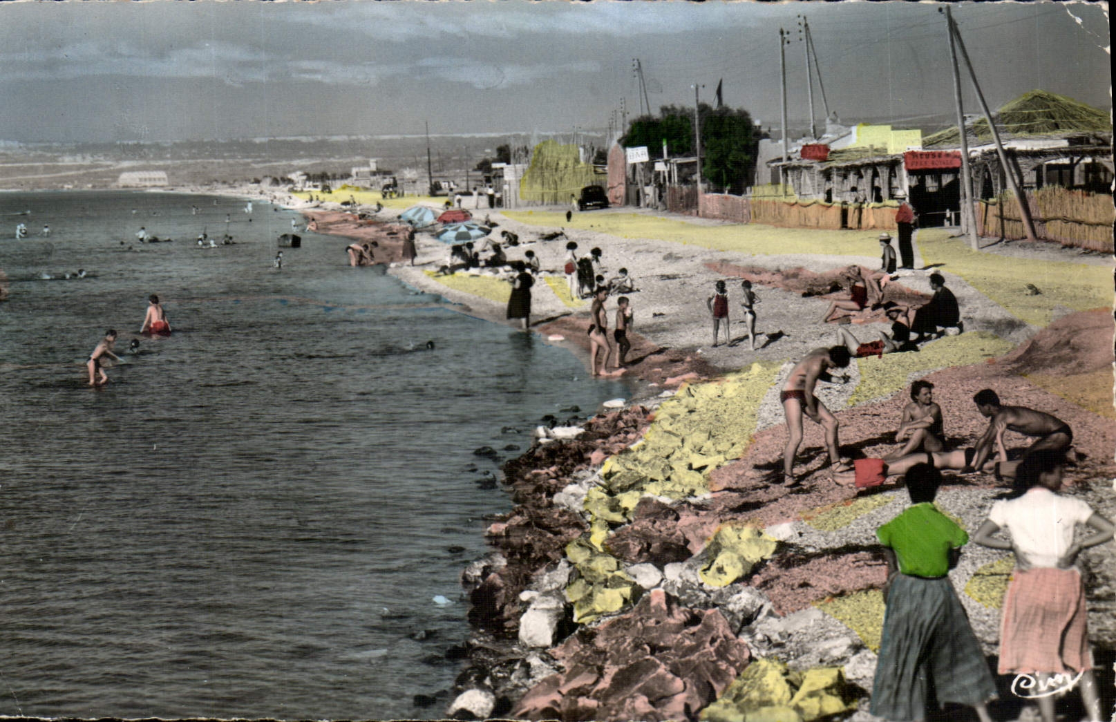 CPA Chateauneuf les Martigues B du R la Plage du Jai 