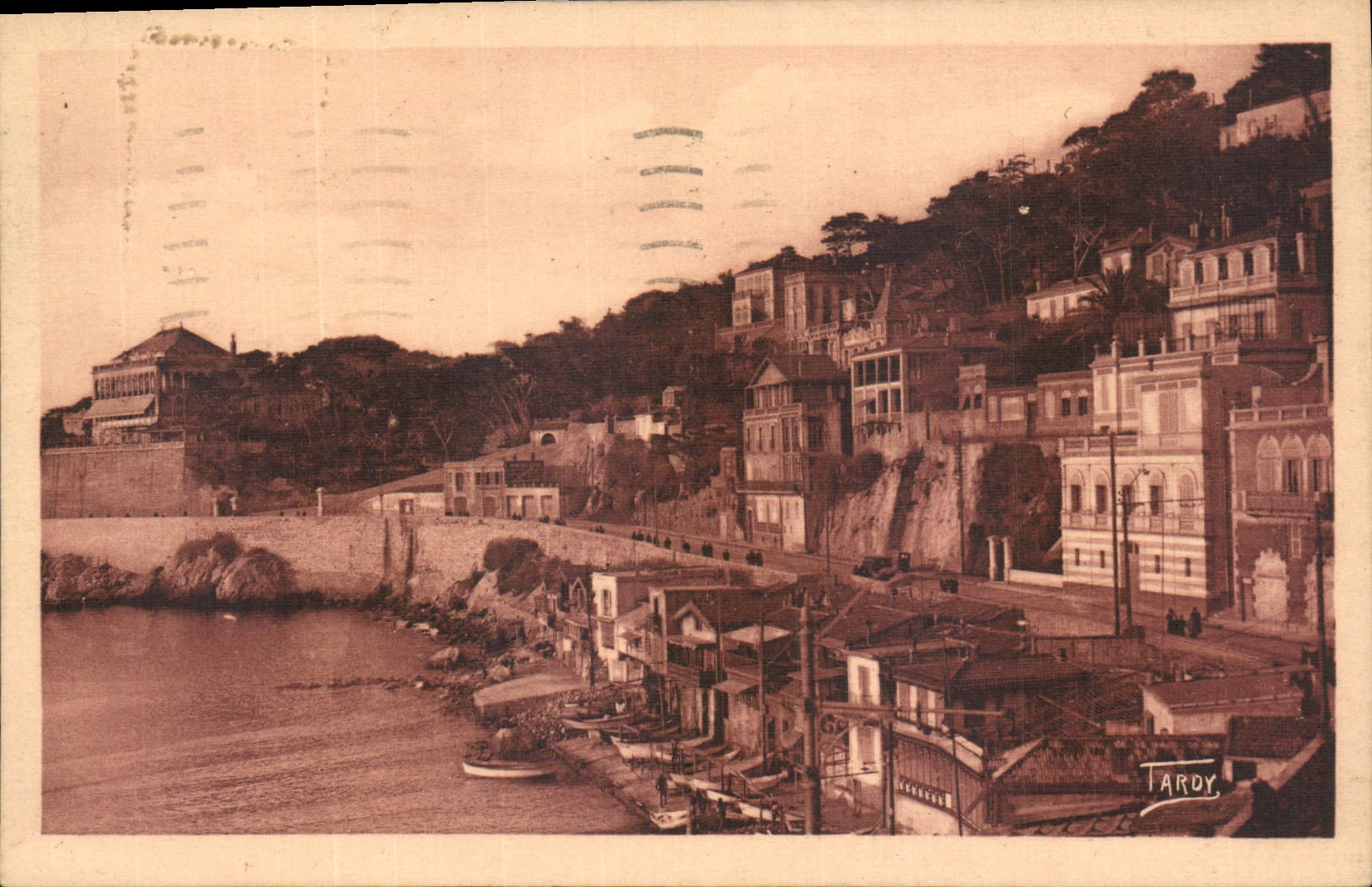 CPA Marseille Promenade de la Corniche l'Anse du prophete et l'Hotel de la Reserve 