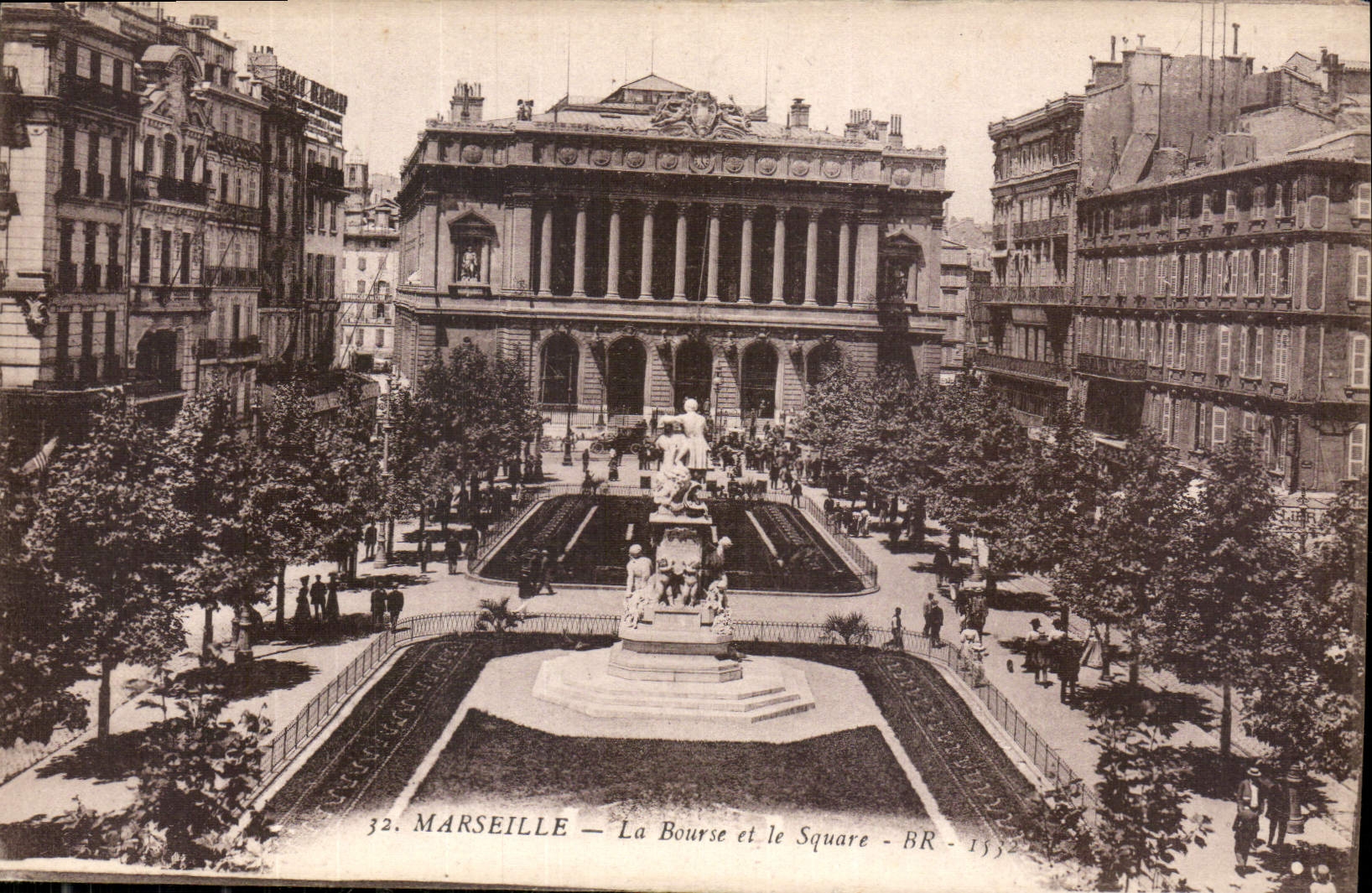 CPA Marseille la Bourse et le Square 