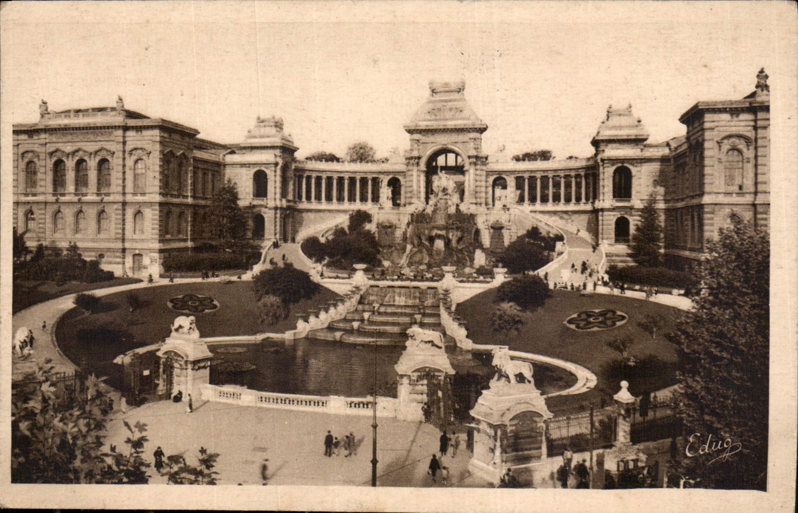 CPA Marseille le Palais de Longchamps 