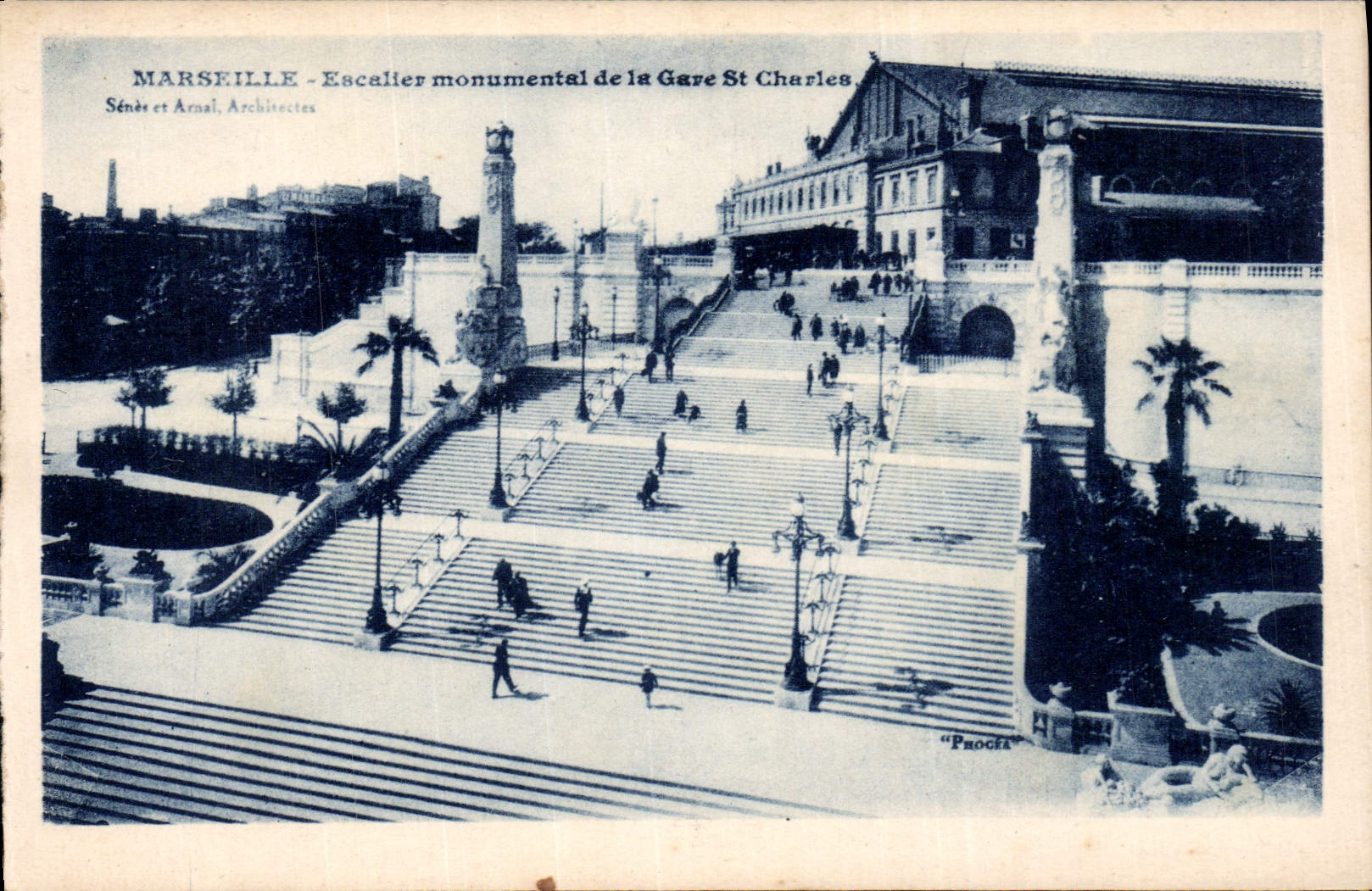 CPA Marseille Escalier Monumental de la Gare St Charles 