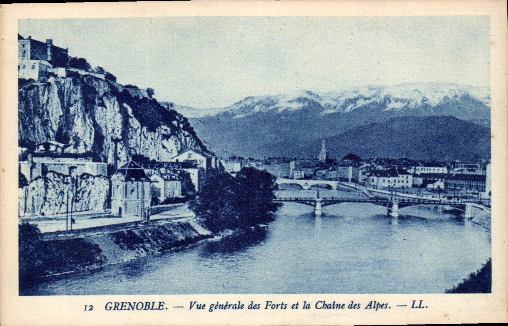 CPA Grenoble vue generale des Forts et la Chaine des Alpes 