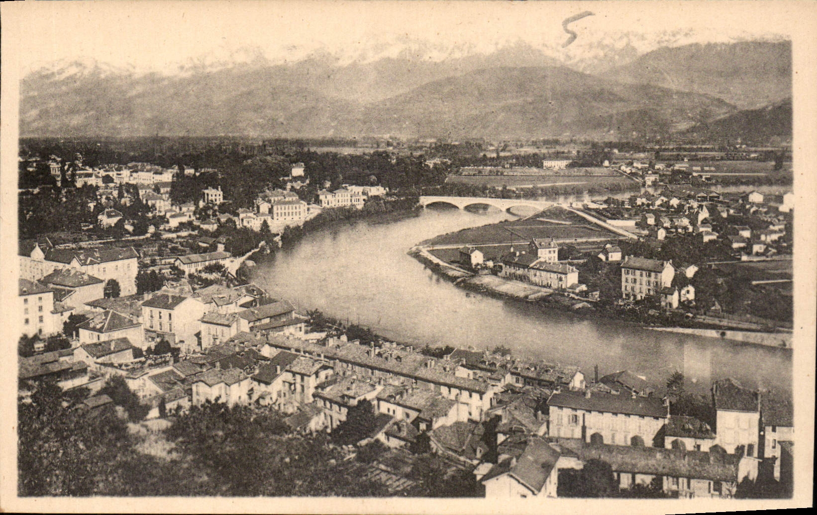 CPA Grenoble vue generale de l'Ile Verte la Tronche et les Alpes 