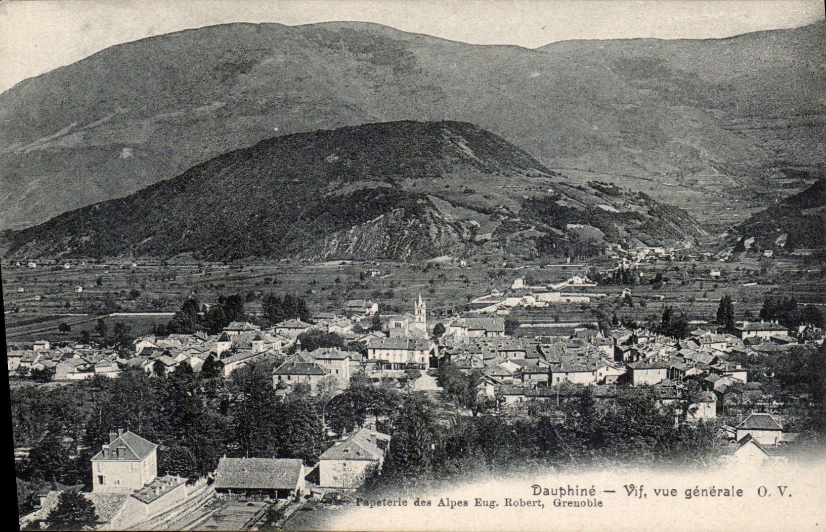 CPA Dauphine Vif vue generale 