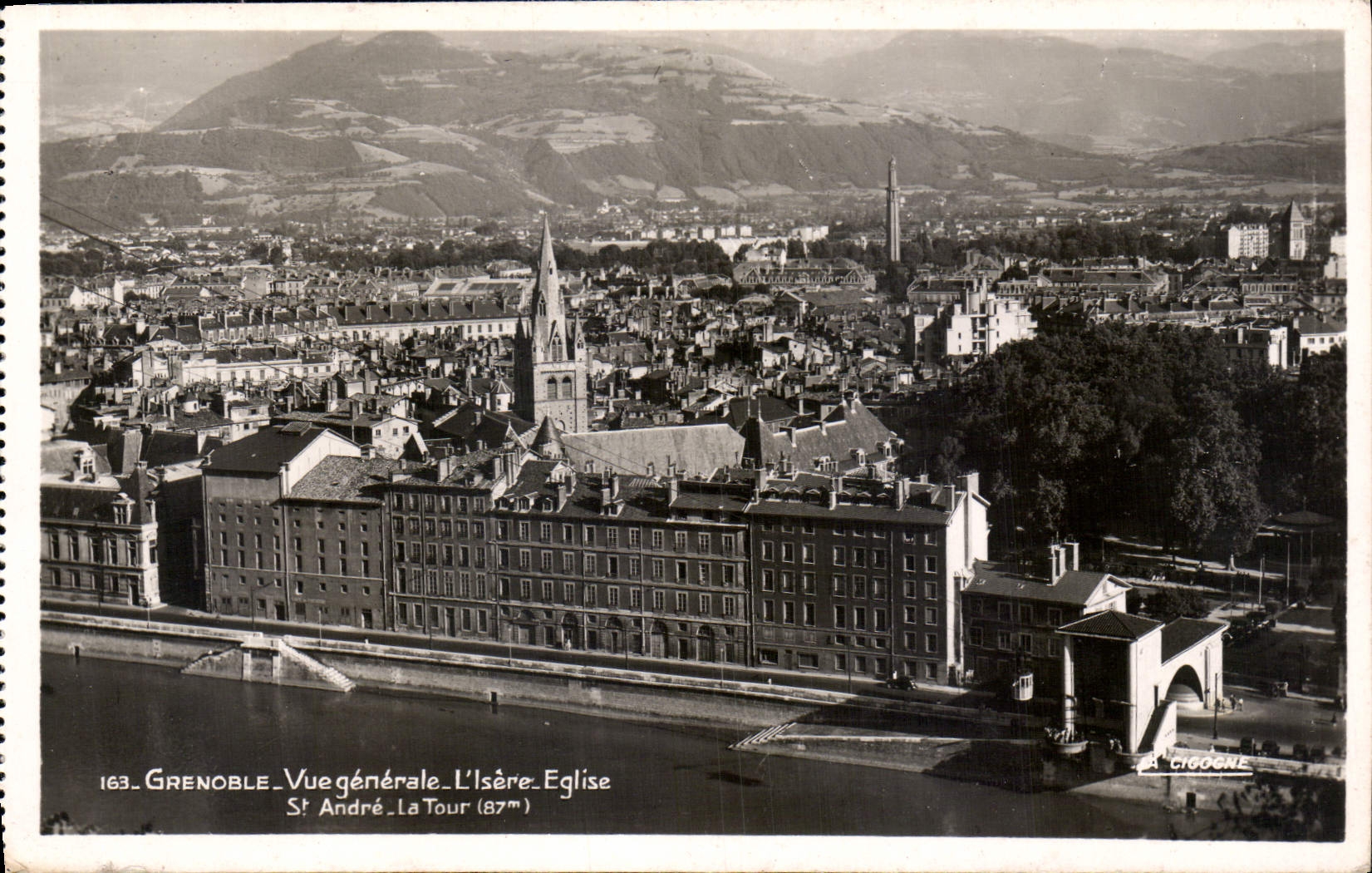 CPA Grenoble vue generale l'Isere Eglise St Andre la Tour 