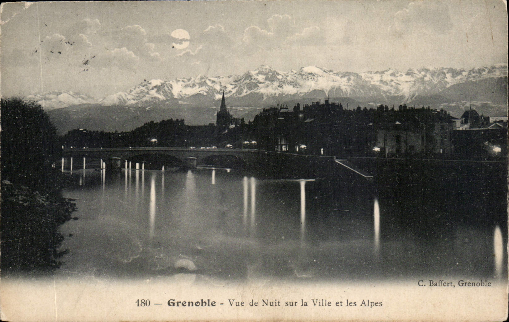 CPA Grenoble vue de Nuit sur la Ville et les Alpes 