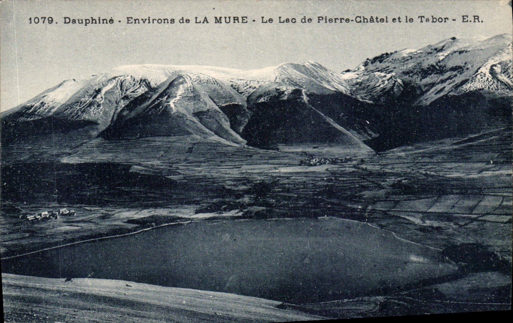 CPA Dauphine Environs de la Mure le lac de Pierre Chatel et le Tabor