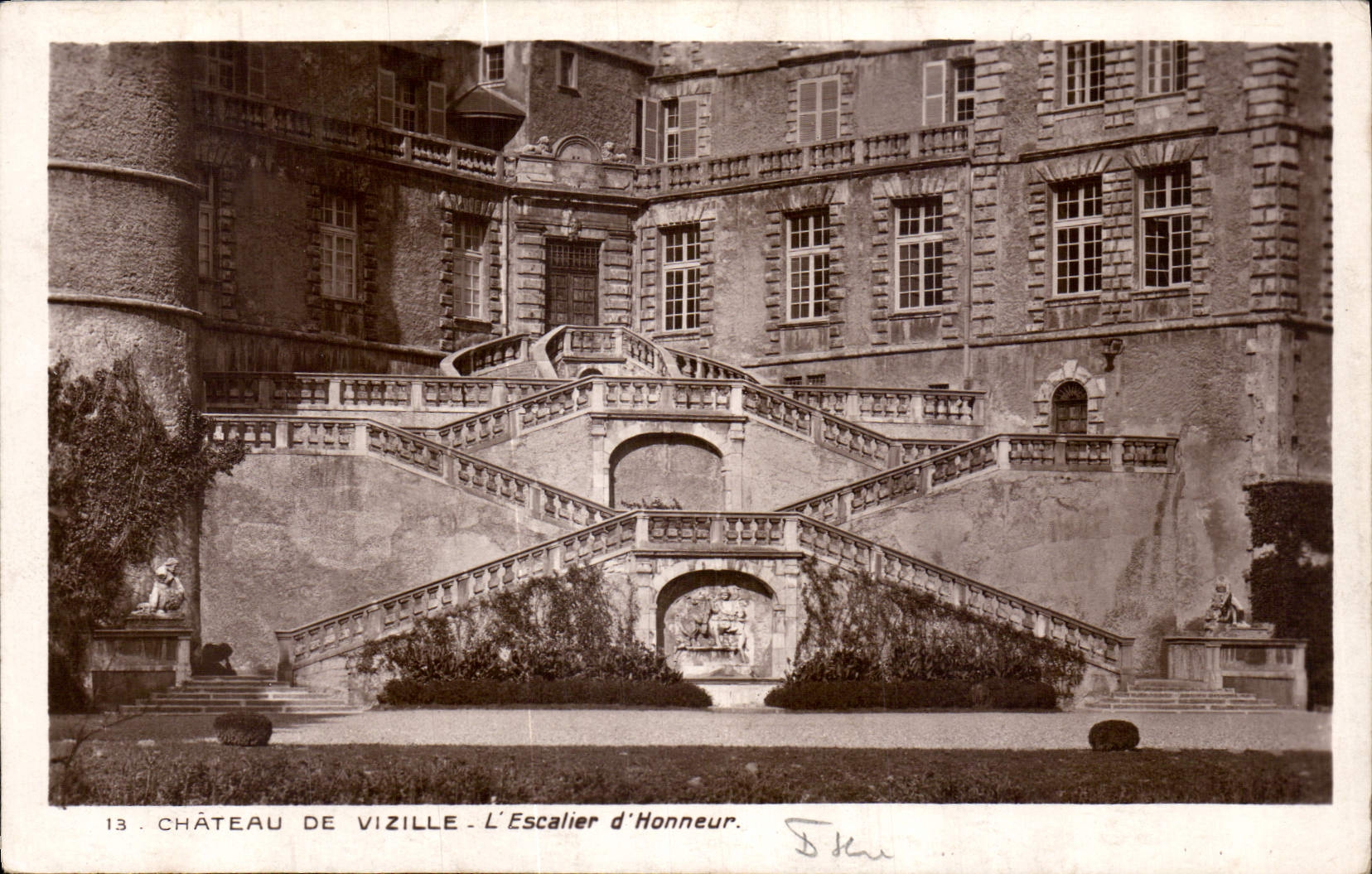CPA Chateau de Vizille l'Escalier d'honneur