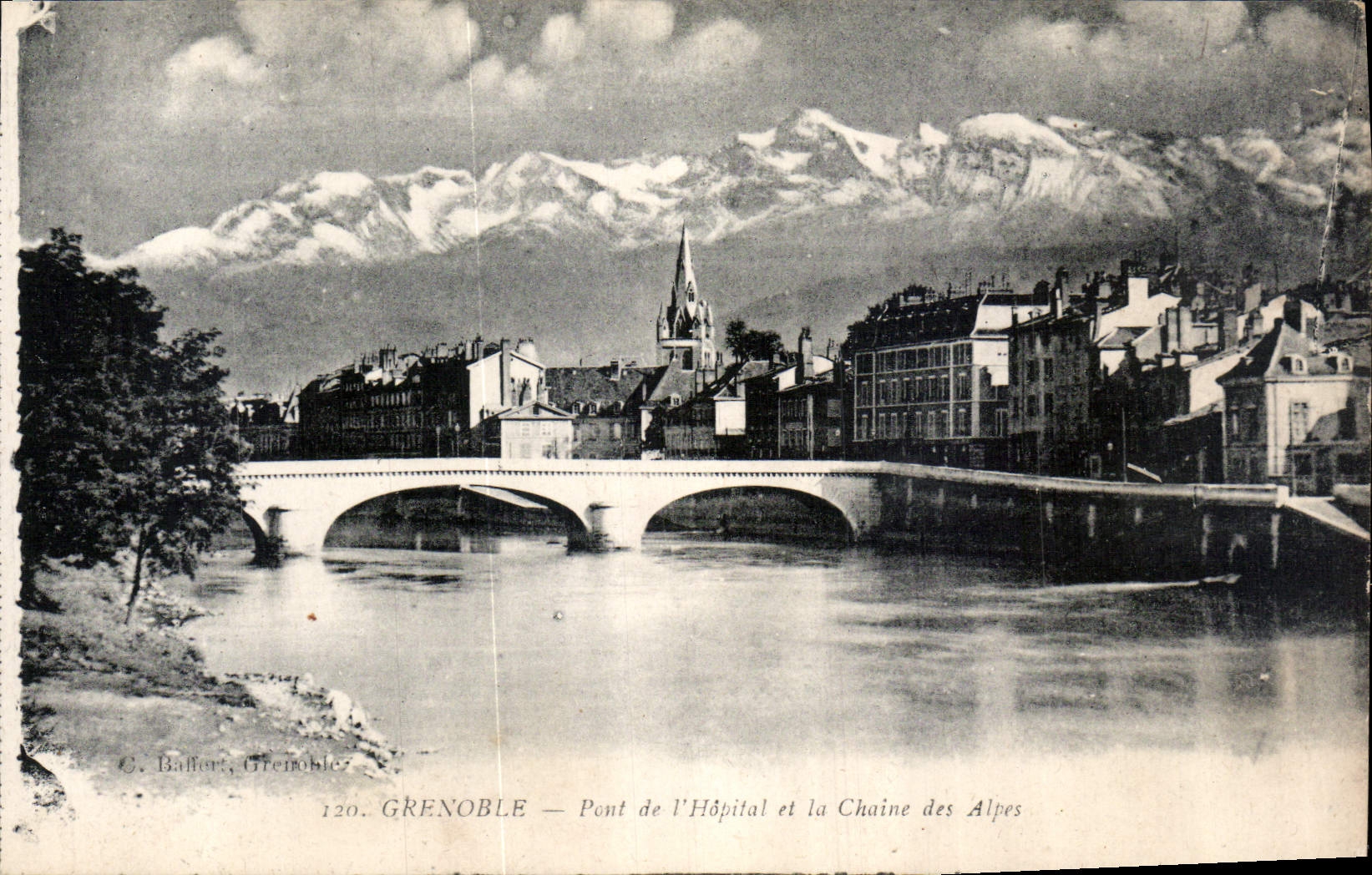 CPA Grenoble Pont de l'Hopital et la Chaine des Alpes 