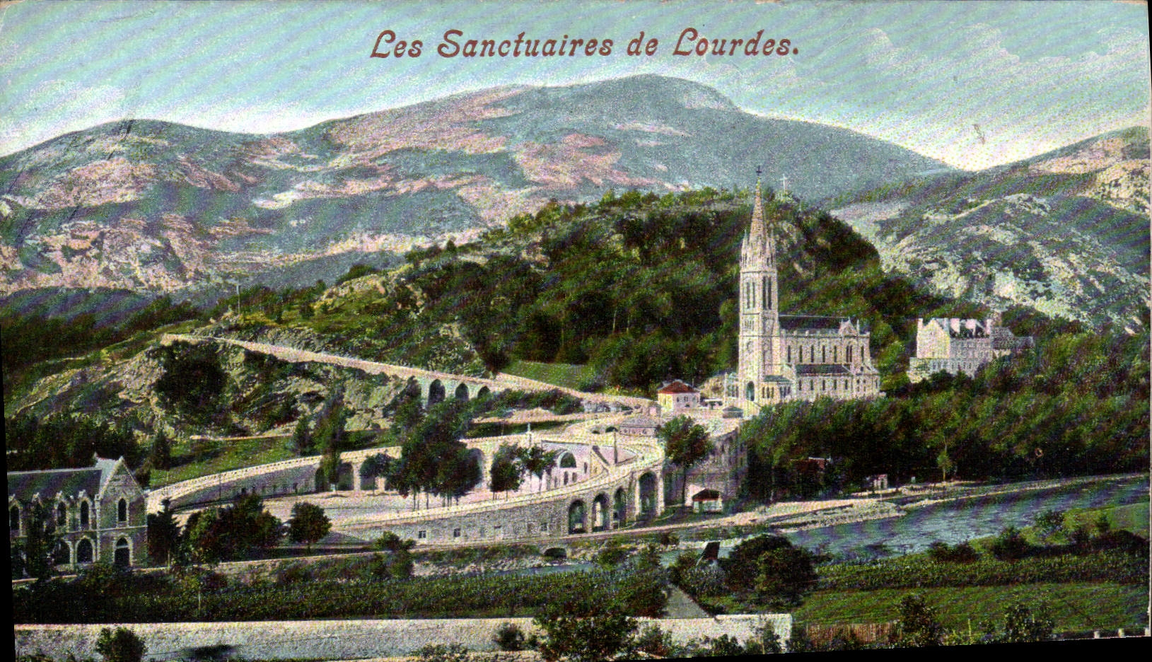 CPA Les Sanctuaires de Lourdes 