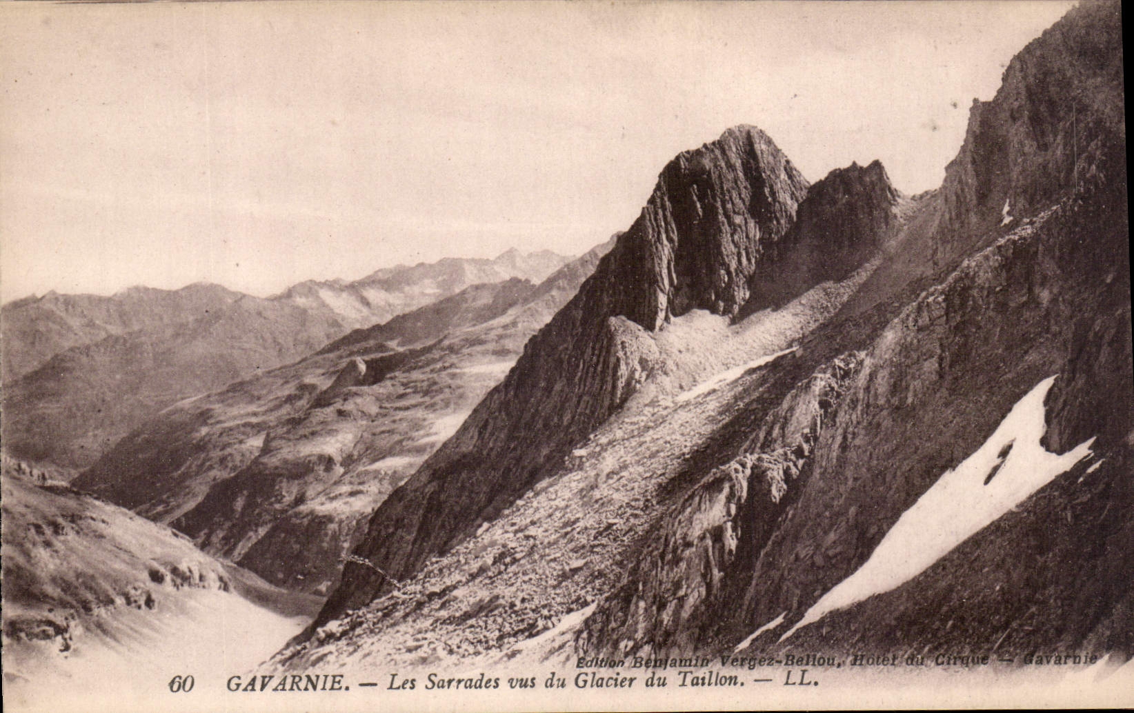 CPA Gavarnie les Sarrades vus du Glacier du Taillon 