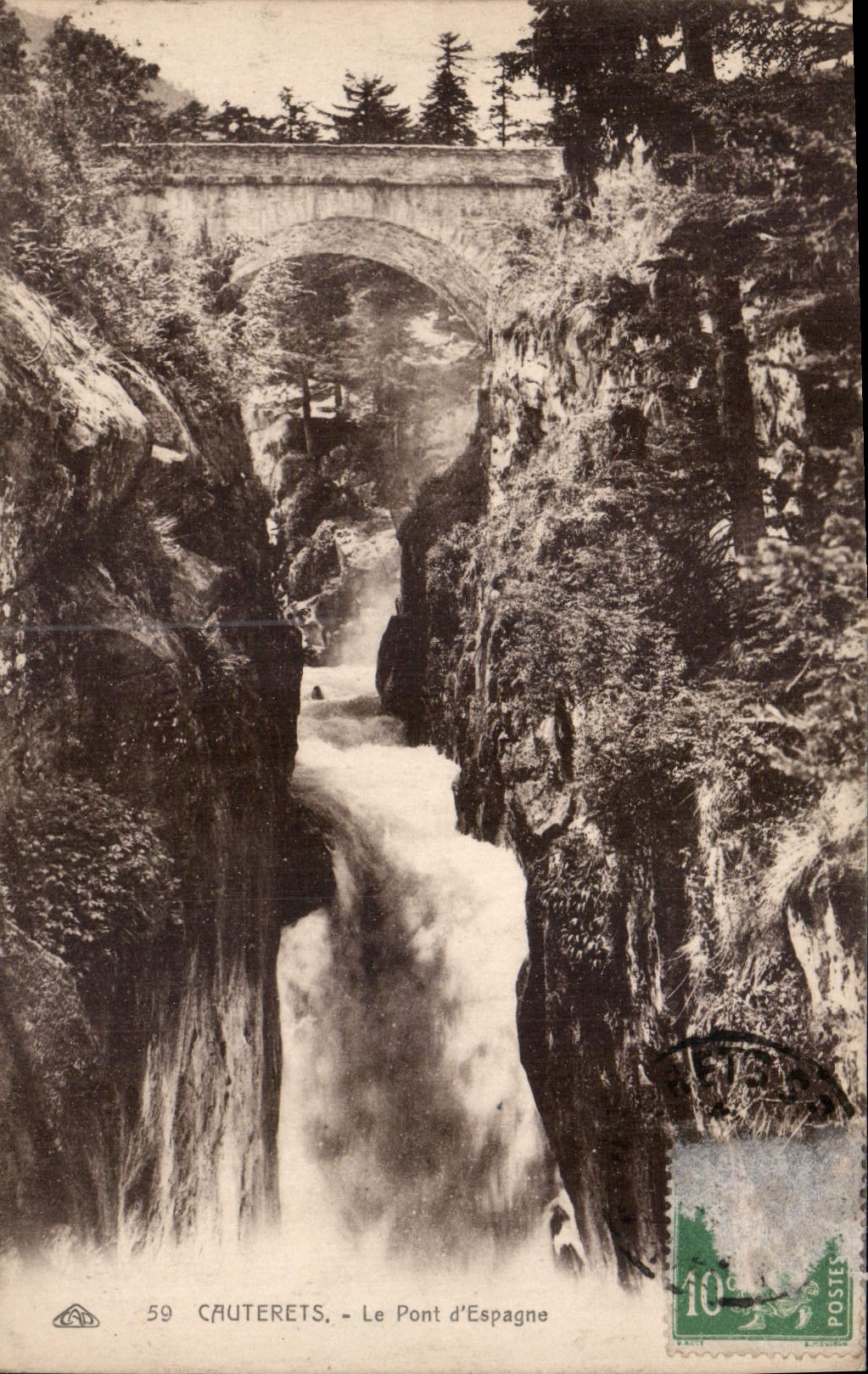 CPA Cauterets le Pont d'Espagne 