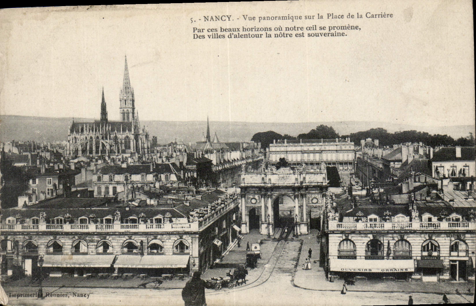 CPA Nancy vue panoramique sur la Place de la Carriere