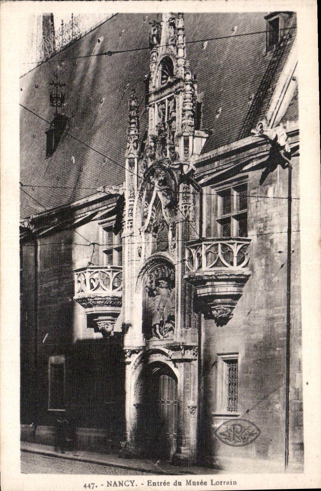 CPA Nancy Entree du Musee Lorrain 