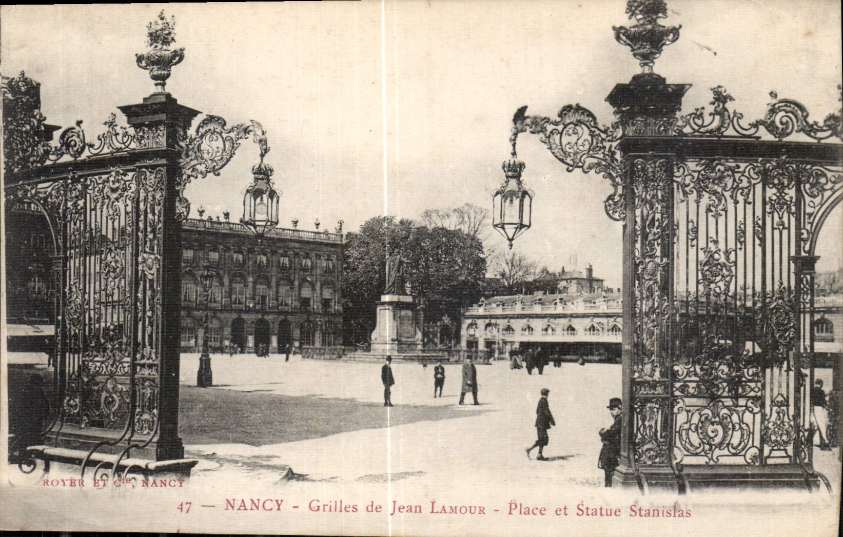 CPA Nancy Grilles de Jean Lamour Place et Statue Stanislas 