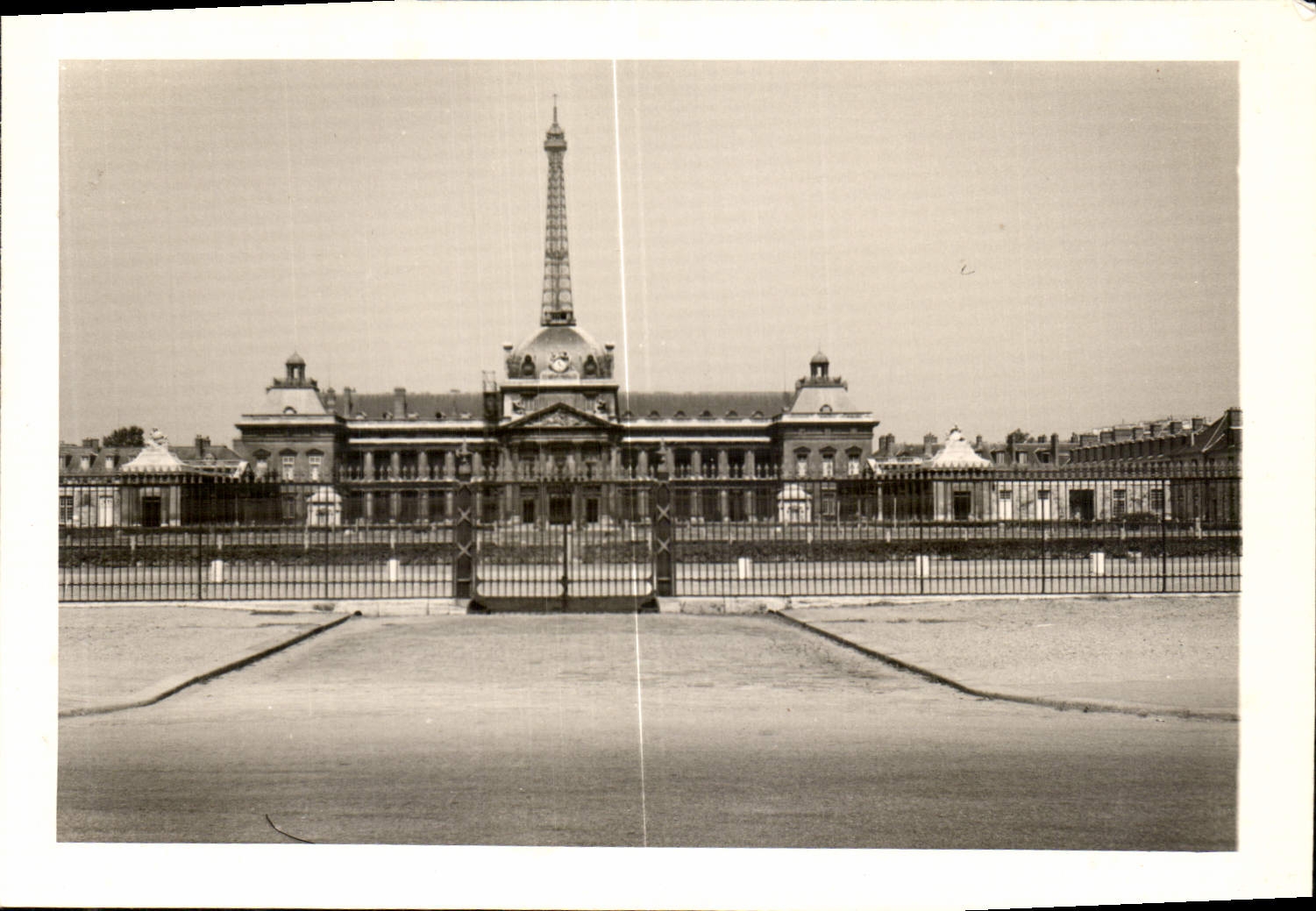 Photo Paris Les Invalides Tour Eiffel