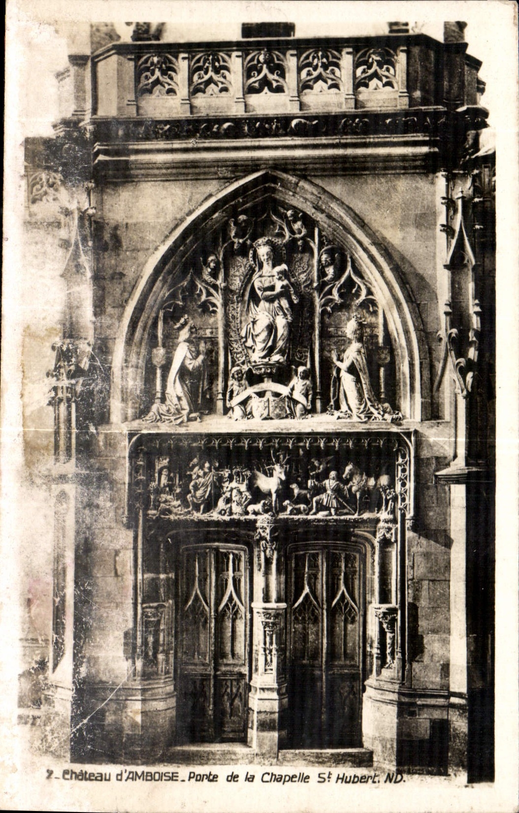 CPA Chateau d'Amboise Porte de la Chapelle St Hubert 