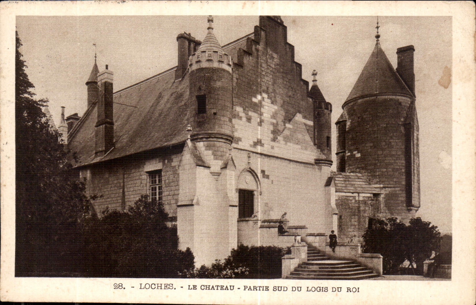 CPA Loches le Chateau Parti Sud du Logis du Roi