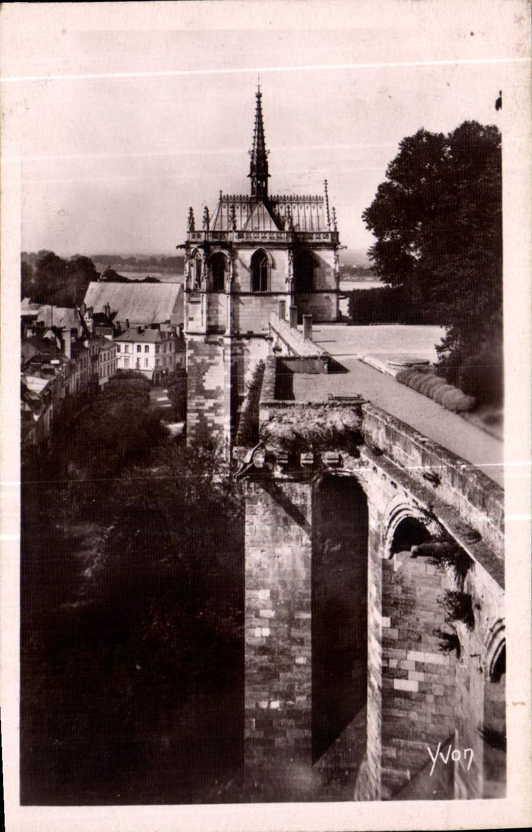 CPA Chateaux de la Loire Chateau d'Amboise la Chapelle St Hubert 