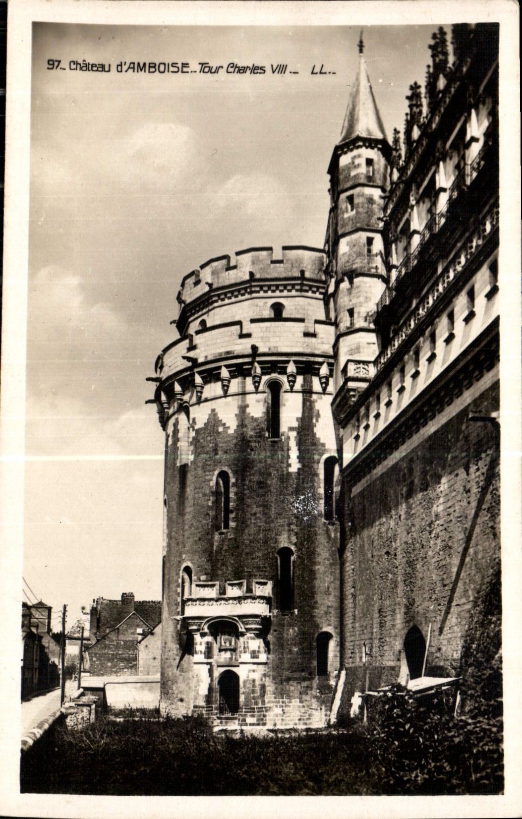 CPA Chateau d'Amboise Tour Charles VIII 