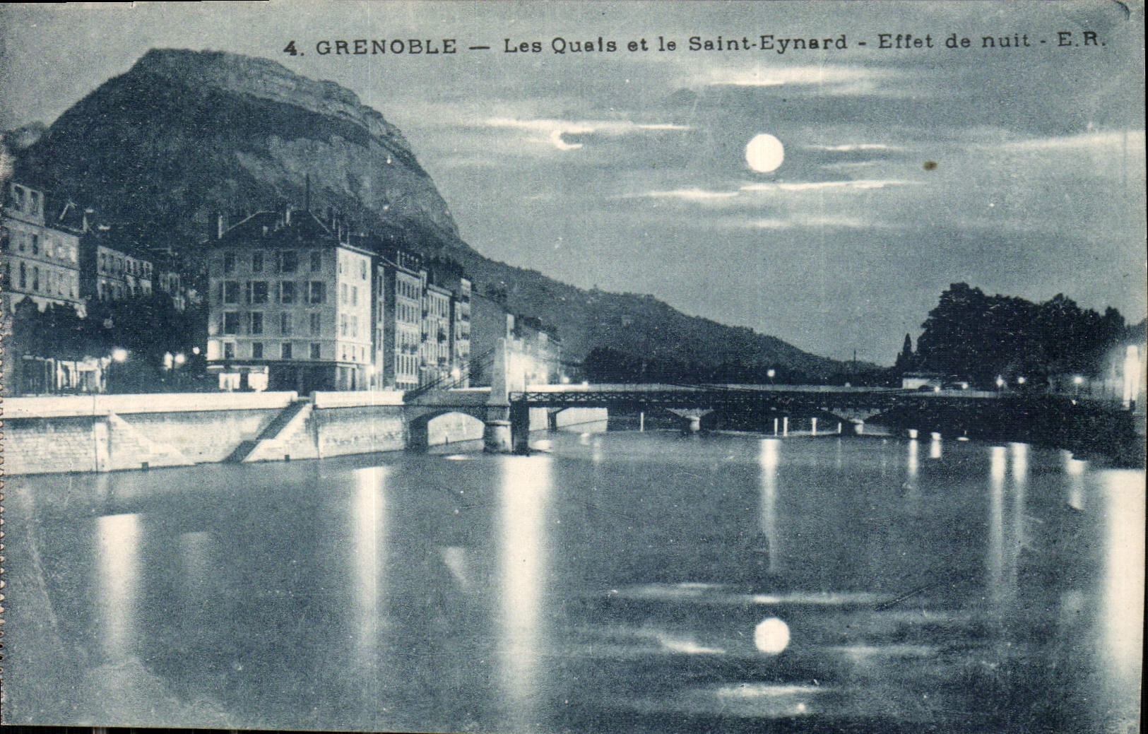CPA Grenoble les Quais et le Saint Eynard effet de nuit