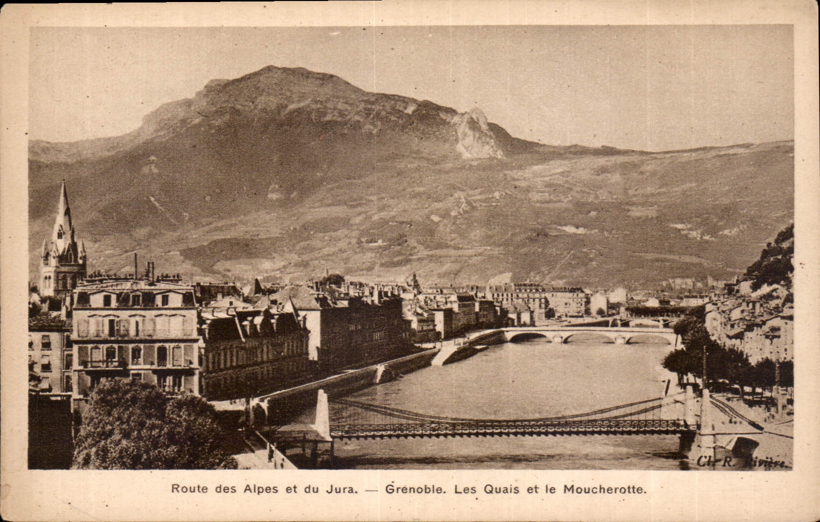 CPA Route des Alpes et du Jura Grenoble les Quais et le Moucherotte 