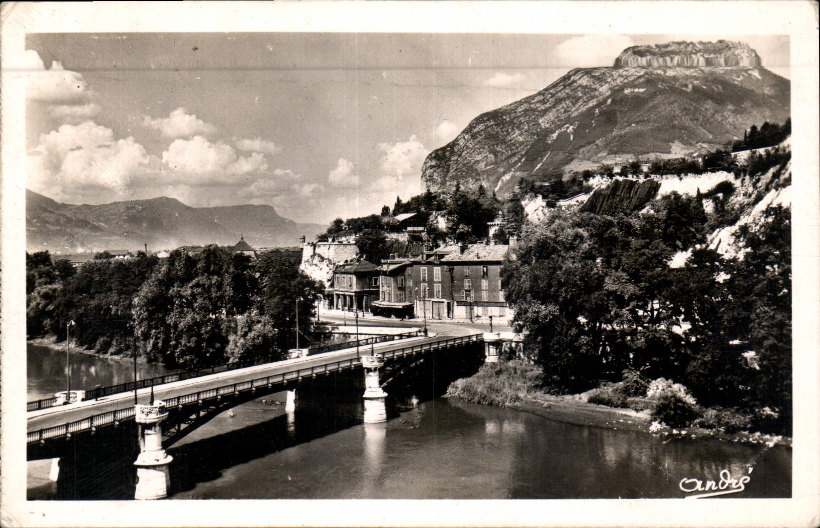 CPA Les belles Alpes Francaises Grenoble Pont de la Porte de France et le Neron 