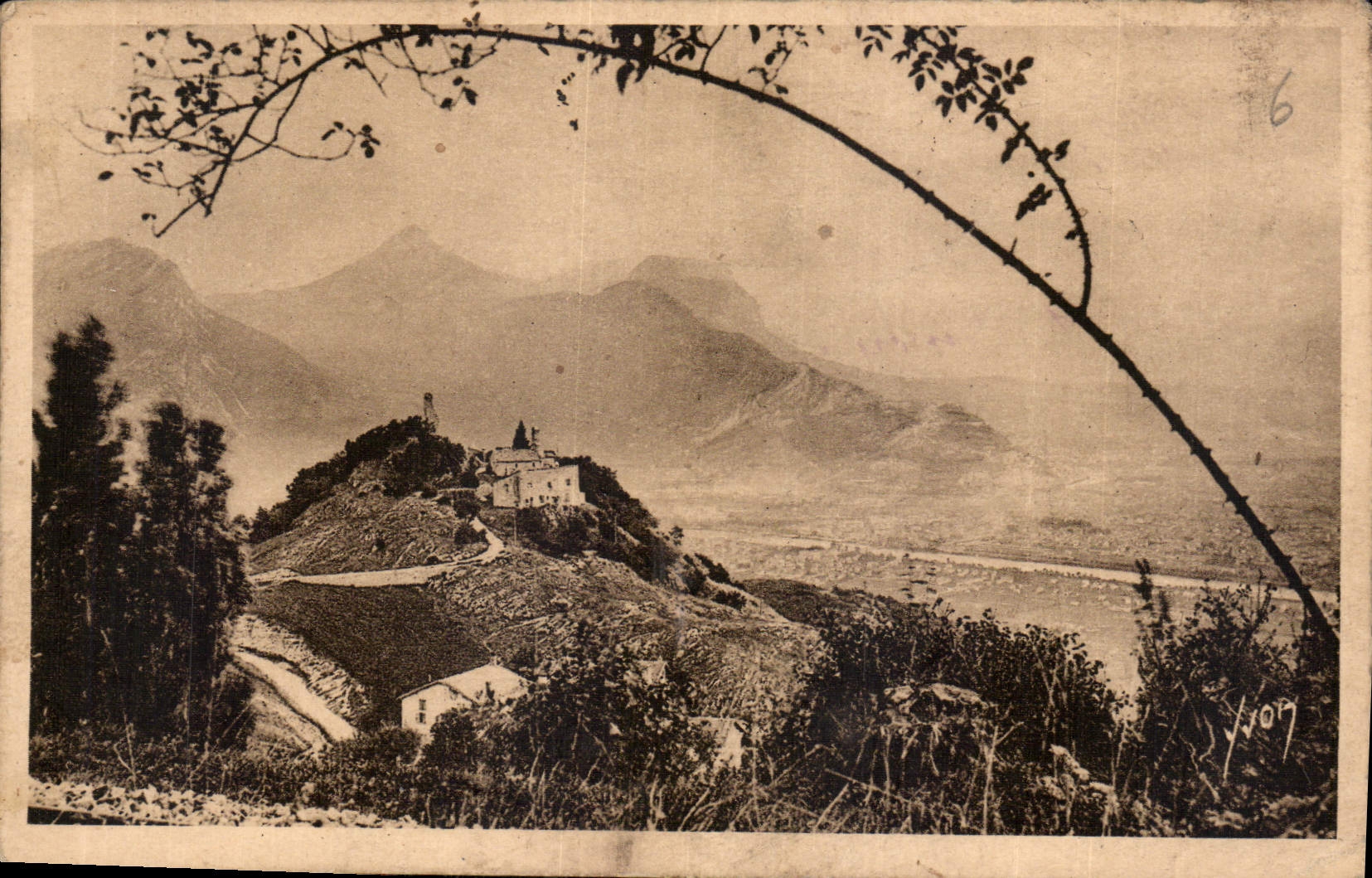 CPA Grenoble Isere la tour Sans Venin Le massif des Chartreuses