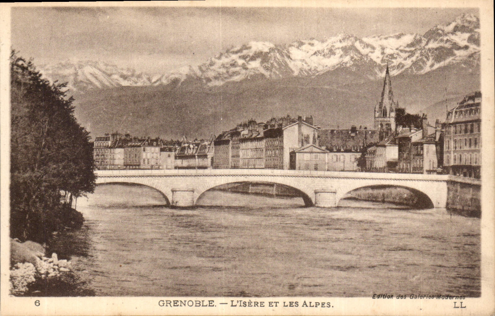 CPA Grenoble l'Isere et les Alpes 