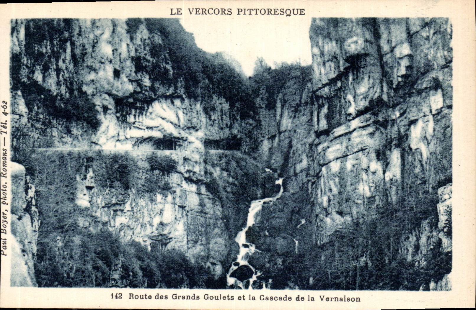 CPA Le Vercors pittoresque Route des Grands Goulets et la Cascade de la Vernaison