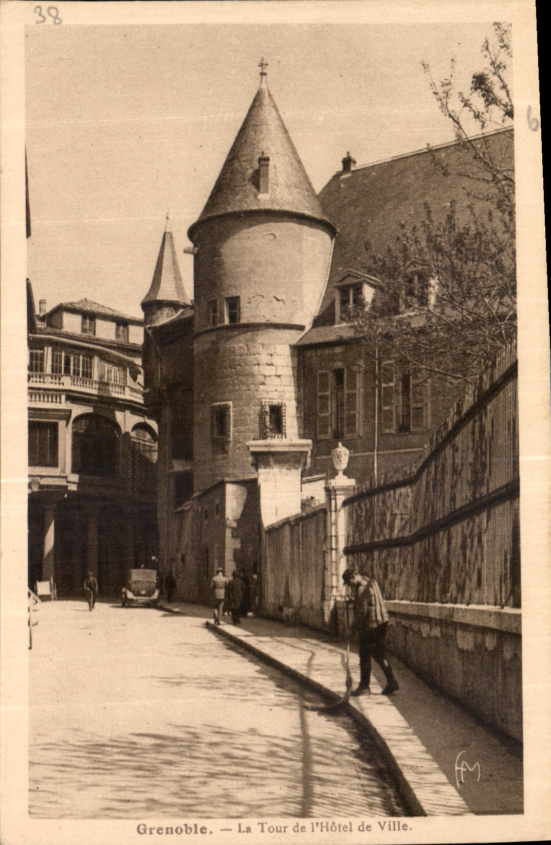 CPA Grenoble La Tour de l'Hotel de Ville 