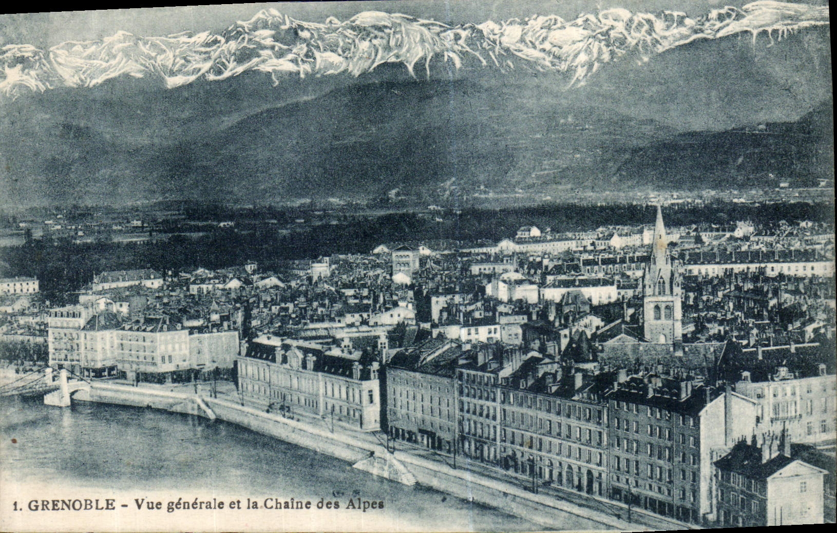 CPA Grenoble Vue generale et la Chaine des Alpes 