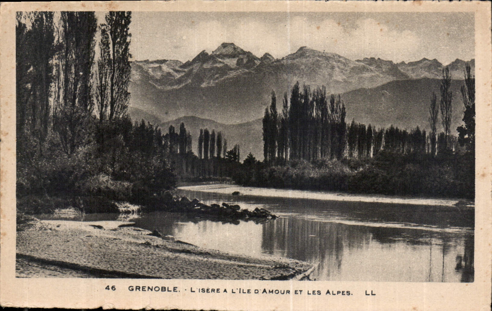 CPA Grenoble L'Isere a L'Ile d'Amour et les Alpes 