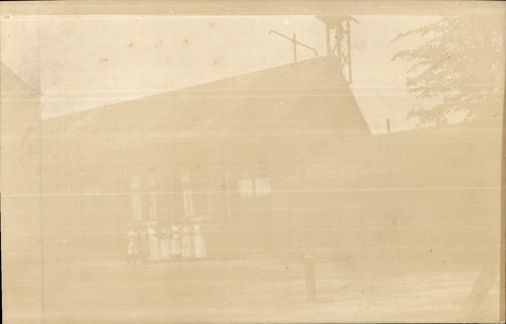 CARTE PHOTO Maison Femmes