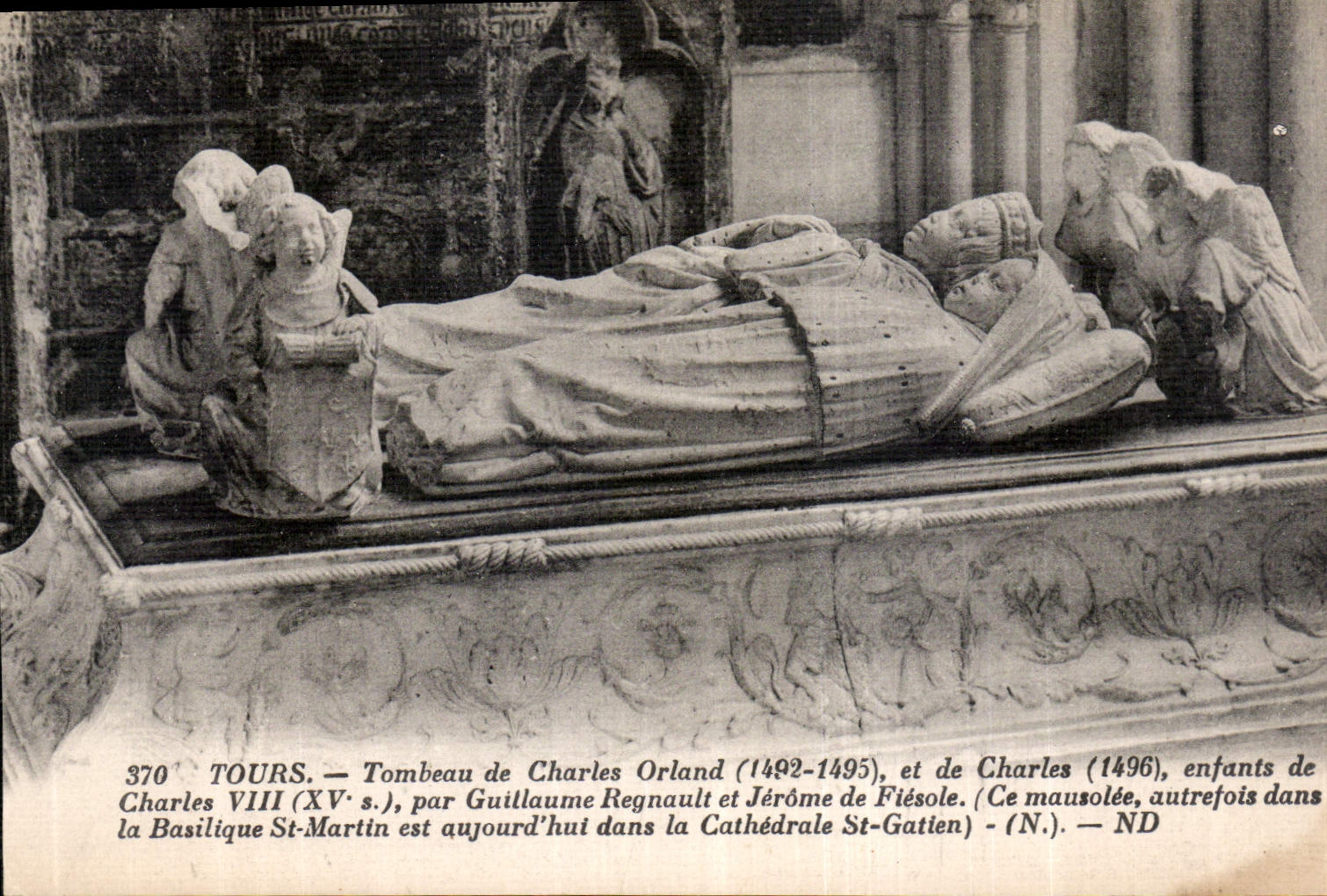 CPA Tours Tombeau de Charles Orland et de Charles enfants de Charles VIII par Guillaume Regnault et 