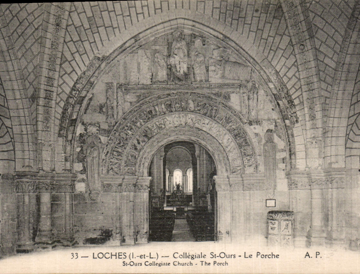 CPA Loches I et L Collegiale St Ours Le Porche
