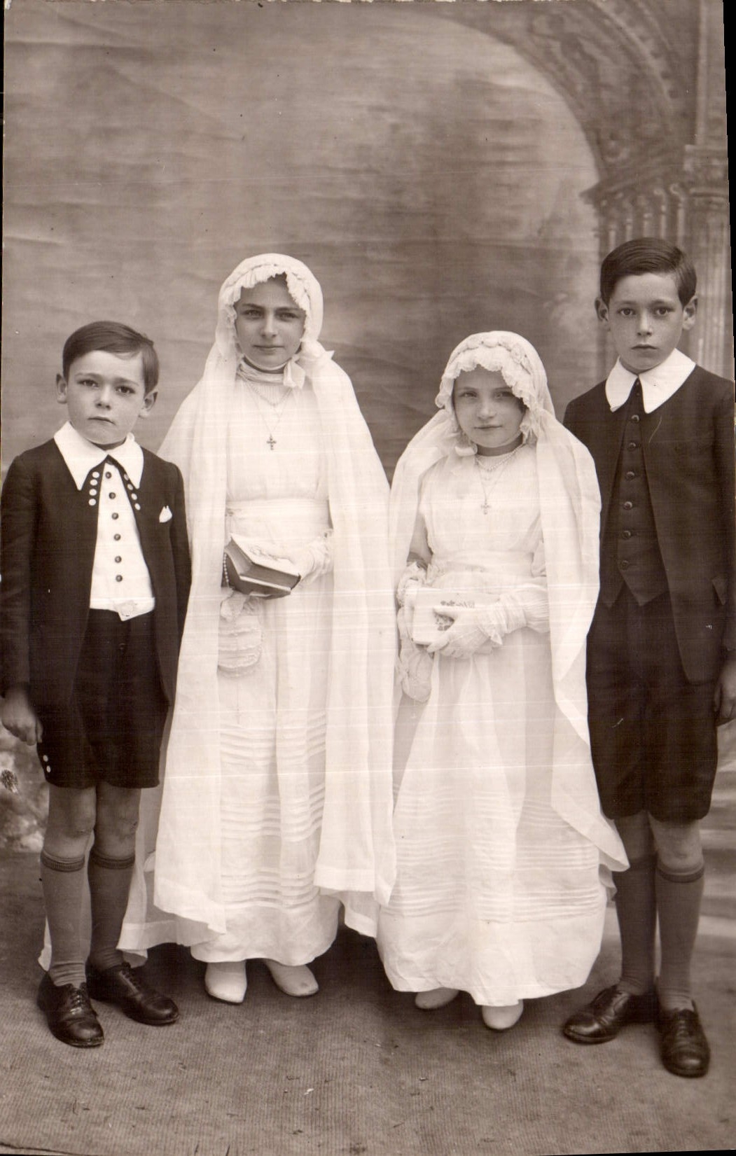 CARTE PHOTO Enfants Communiants