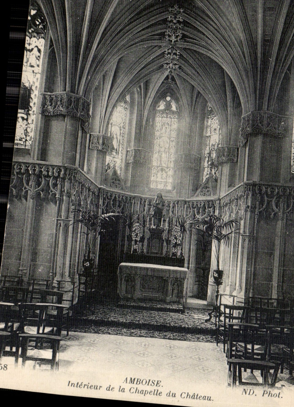 CPA Amboise Interieur de la Chapelle du Chateau