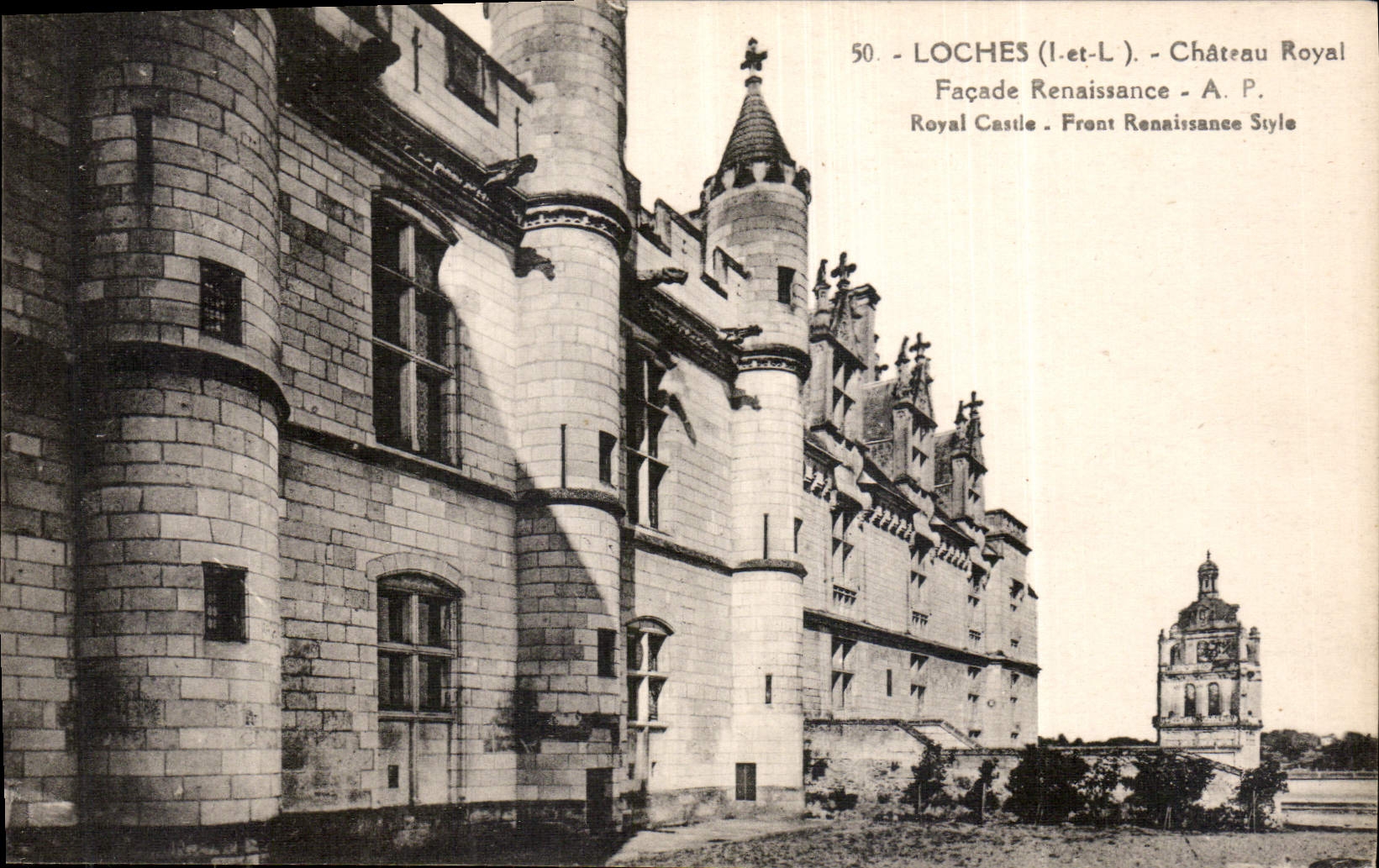 CPA Loches I et L Chateau Royal Facade Renaissance