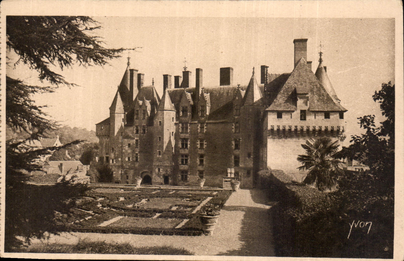 CPA La Douce France Chateaux de la Loire Chateau de Langeais 