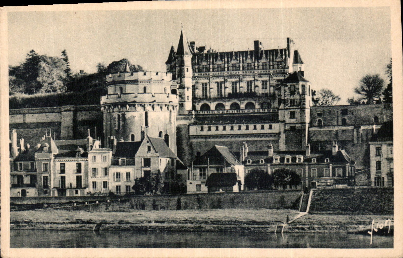 CPA Les Chateaux de la Loire Amboise Indre et Loire 