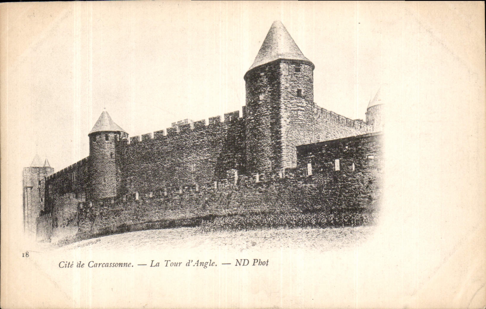 CPA Cite de Carcassonne La Tour d'Angle 
