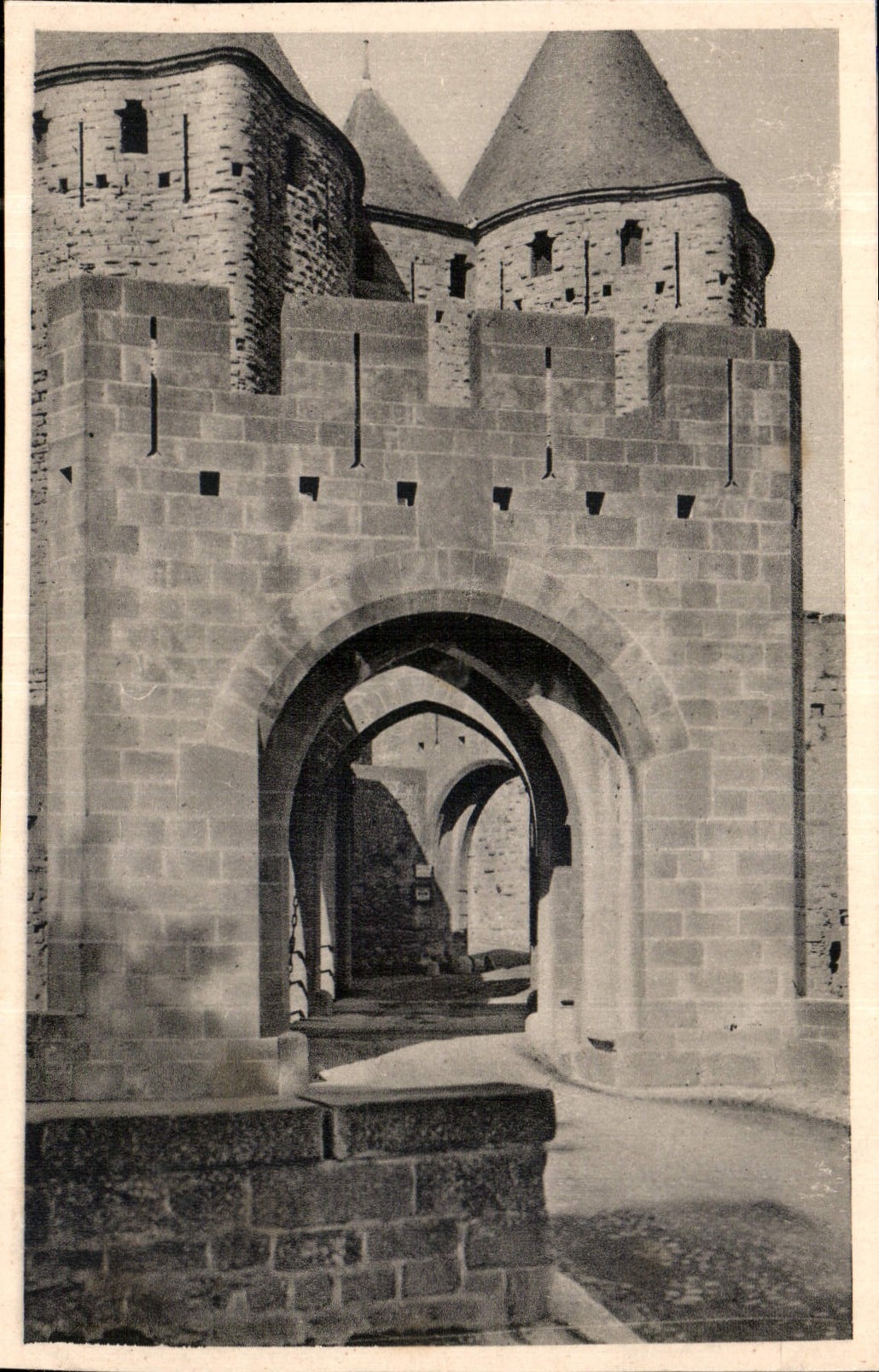 CPA Cite de Carcassonne Porte Narbonnaise