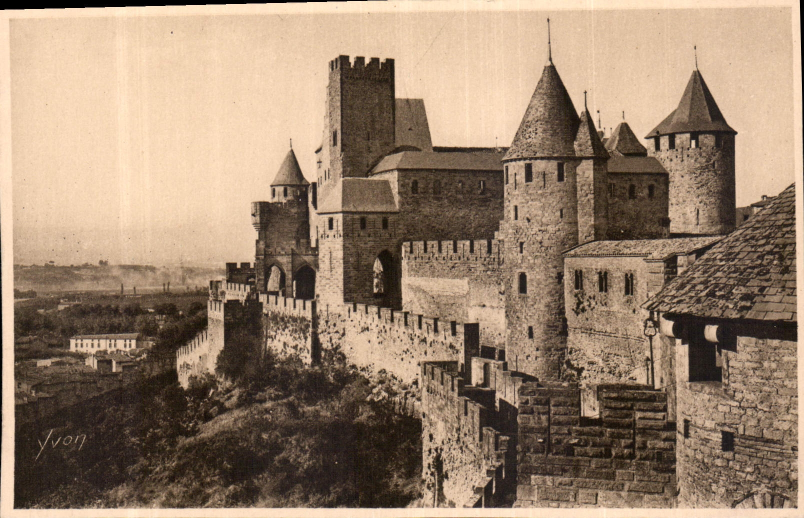 CPA Carcassonne Aude la cite le Chateau Comtal