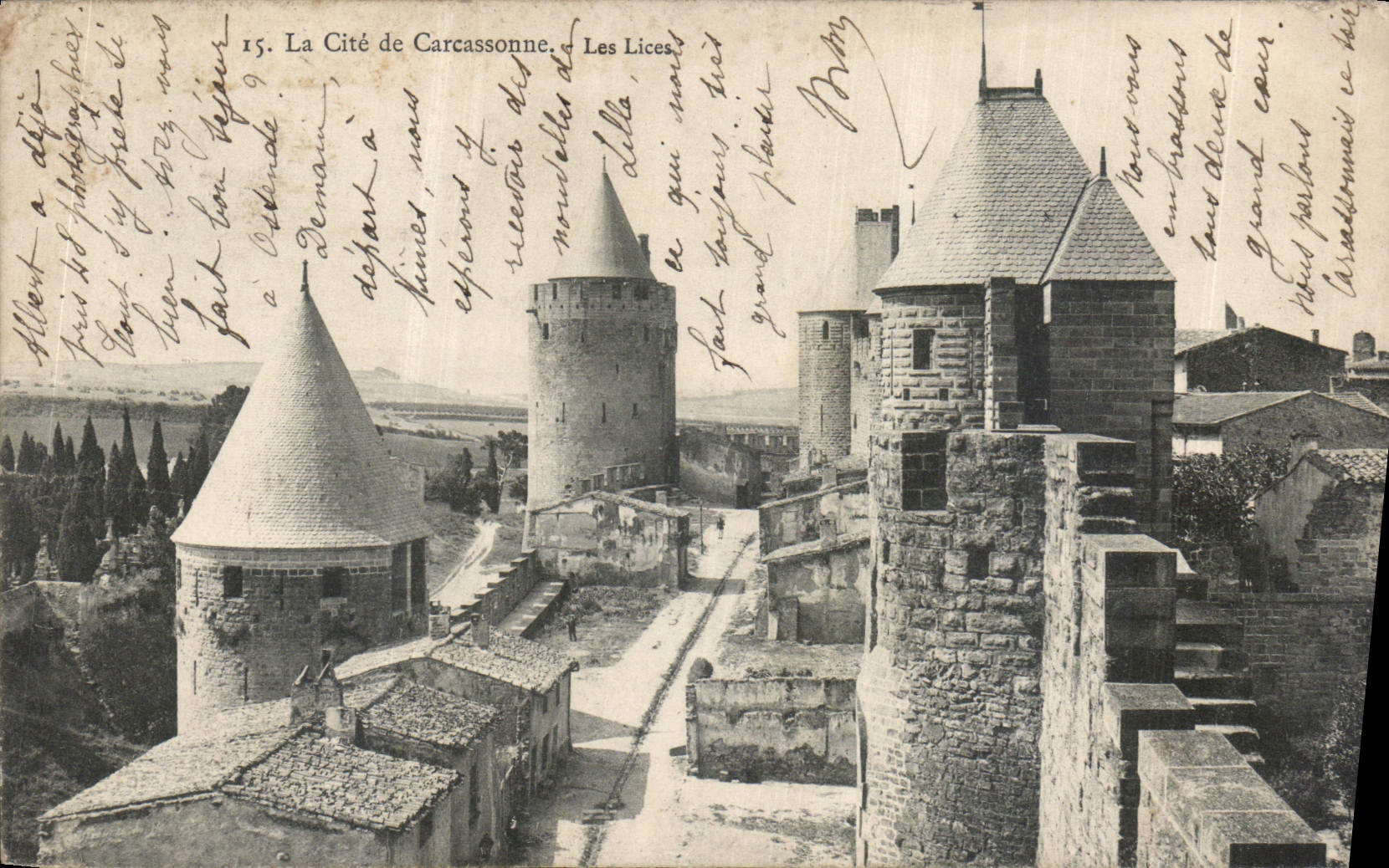 CPA La Cite de Carcassonne les Lices